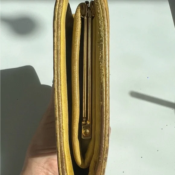 CHANEL Mustard Yellow Leather Clutch Long Wallet Gold Kisslock - Picture 13 of 16